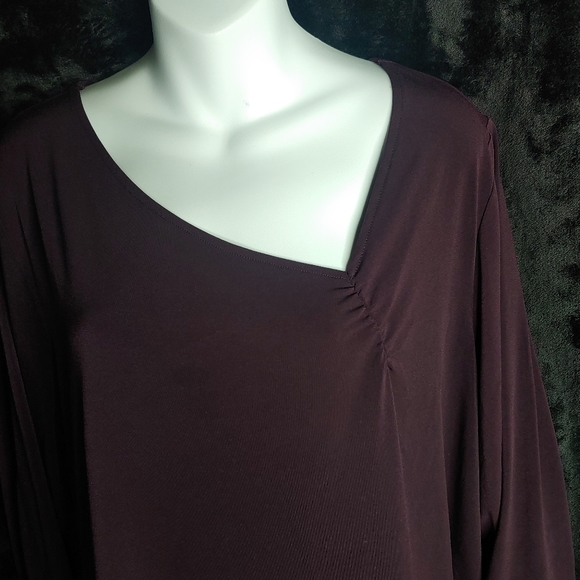 Avenue plum top - Picture 2 of 5